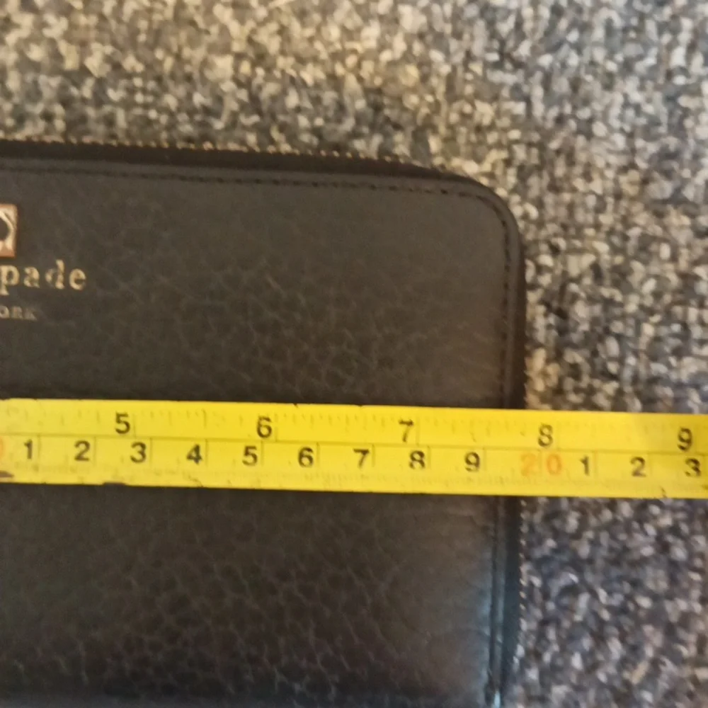 Kate spade pebble leather black accordion large wallet